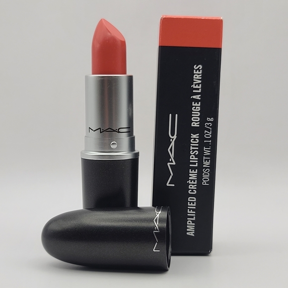 Mac Cosmetics Amplified Creme Lipstick in 120 Vegas Volt - Picture 1 of 8